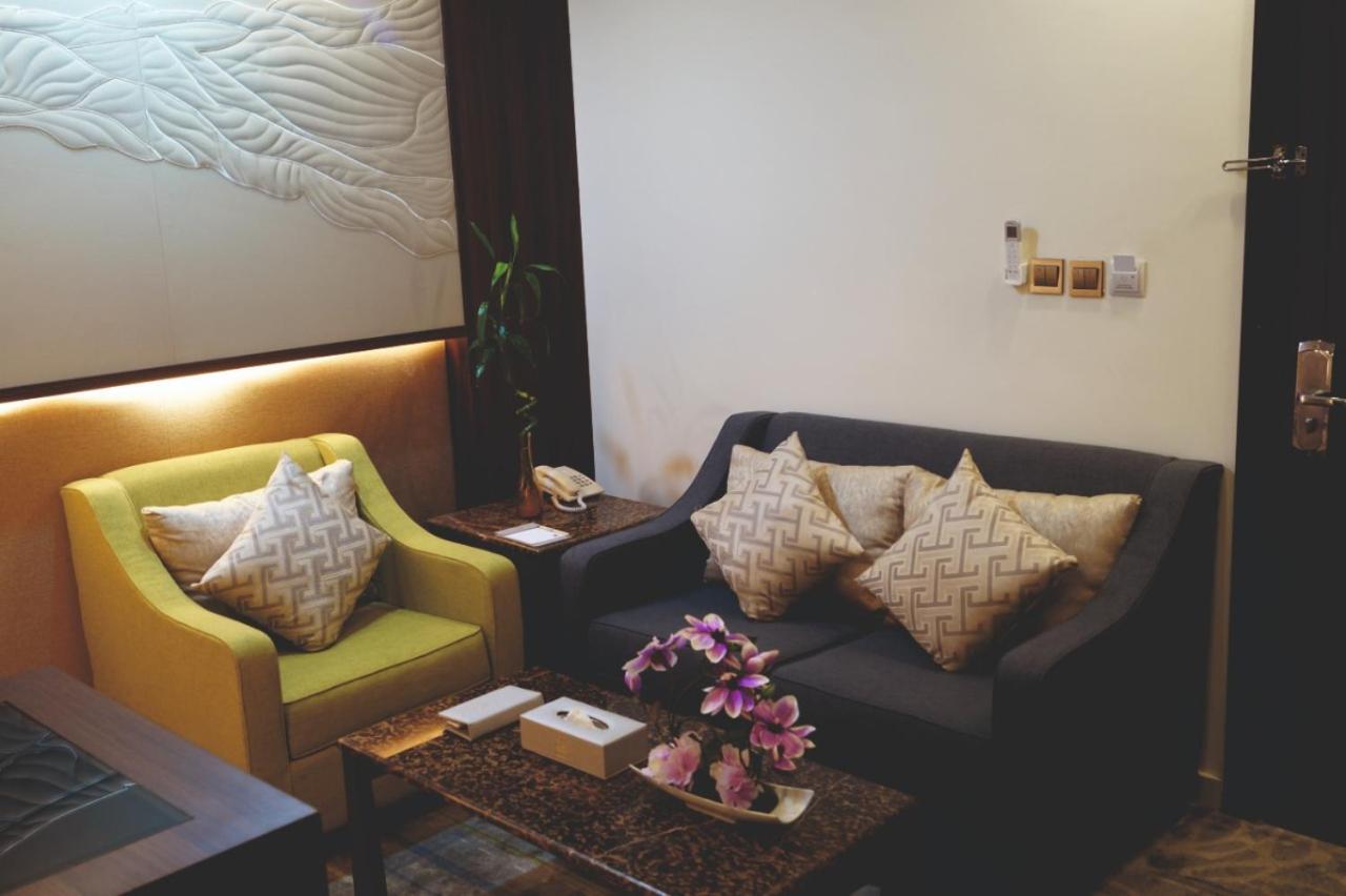 Lavona Tiba Hotel Dammam Exterior foto